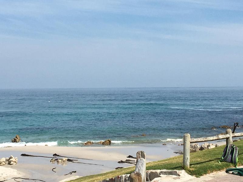To Let 4 Bedroom Property for Rent in Onrus Western Cape
